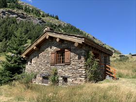 House - LANSLEVILLARD - CHALET INDIVIDUEL - 64.19 M² - LA MADELEINE