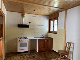 Appartement - BRAMANS - DANS MAISON MITOYENNE : APPARTEMENT 64.90 M²