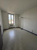 Appartment/Flat - LA TOUR DU PIN - LA TOUR DU PIN T3 