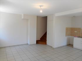 Appartement - SAINT CLAIR DE LA TOUR - SAINT CLAIR DE LA TOUR Rez-de-jardin