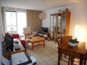 Appartment/Flat - LA TOUR DU PIN - LA TOUR DU PIN T3 dans résidence