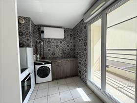 Appartement - LA TOUR DU PIN - LA TOUR DU PIN Studio avec balcon