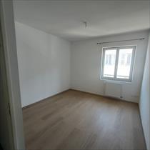Appartment/Flat - MORESTEL - Réf.18M Appartement T3, centre Morestel