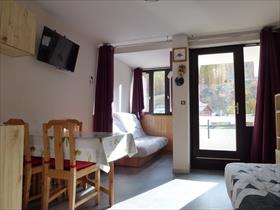 Appartment/Flat - PUY SAINT VINCENT - STUDIO 5 PERSONNES EXPOSE SUD AVEC BALCON