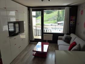 Appartement - PUY SAINT VINCENT - STUDIO 4 PERSONNES - SUD avec balcon